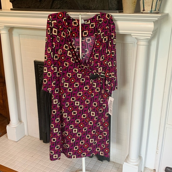 Robbie Bee Woman poly and spandex “wrap” dress. NWT . Retail‎ 78 - Picture 1 of 7
